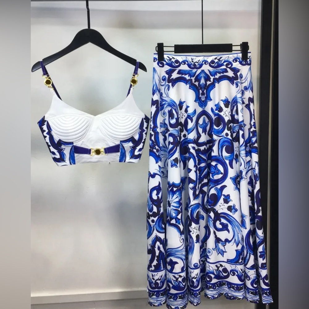 2 piece Dress Small  “Summer Capri” Worn Once Top and Skirt PERFECT FOR SUMMER!
